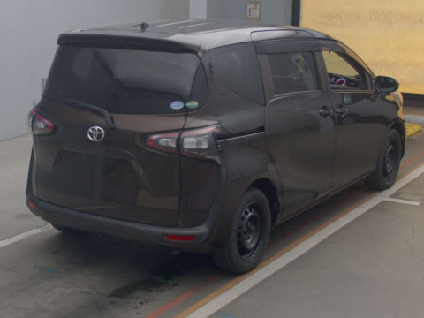 2015 Toyota Sienta NSP170G[1]