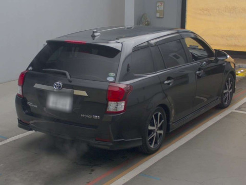 2014 Toyota Corolla Fielder NKE165G[1]