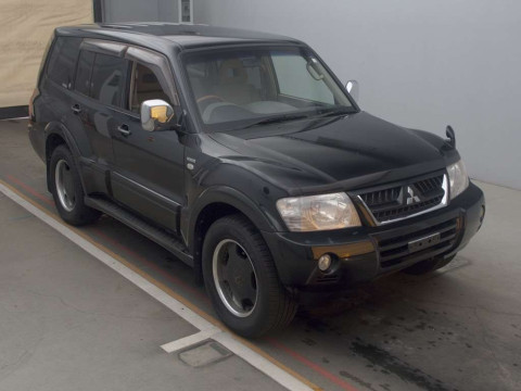 2003 Mitsubishi Pajero V75W[2]