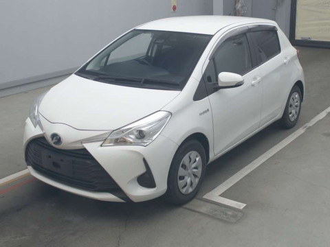 2018 Toyota Vitz NHP130[0]