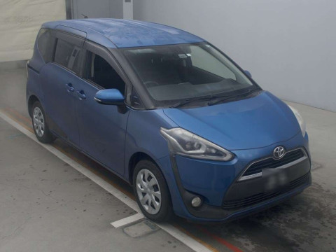 2017 Toyota Sienta NSP170G[2]