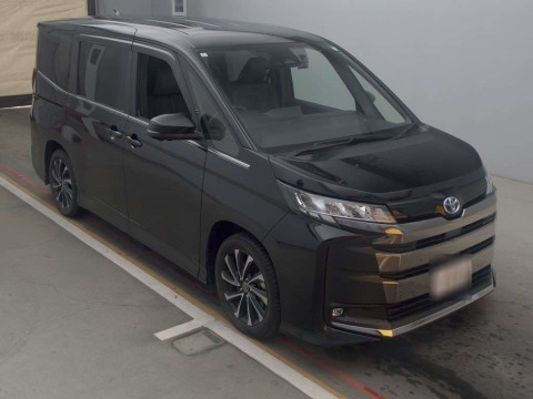 2024 Toyota Noah ZWR90W[2]