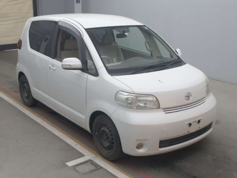 2009 Toyota Porte NNP11[2]