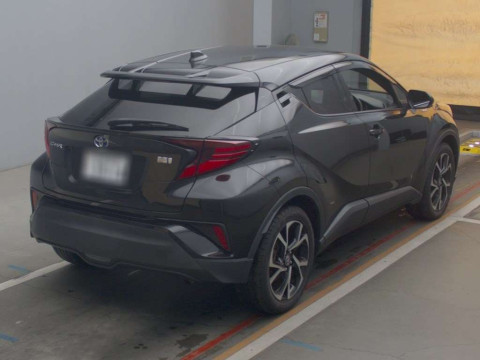 2020 Toyota C-HR ZYX11[1]