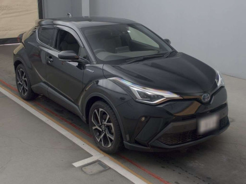 2020 Toyota C-HR ZYX11[2]