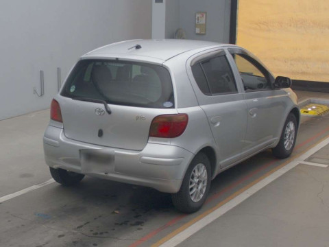 2004 Toyota Vitz SCP13[1]