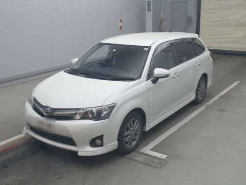 2014 Toyota Corolla Fielder NZE161G[0]