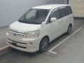 2006 Toyota Noah