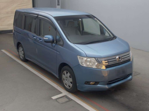 2009 Honda Step WGN RK1[2]