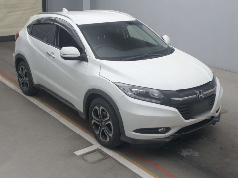 2016 Honda VEZEL RU1[2]