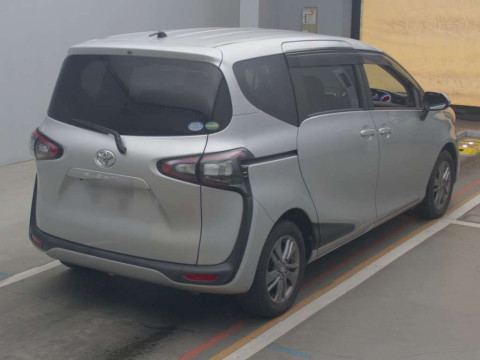 2015 Toyota Sienta NSP170G[1]