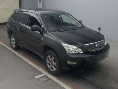 2005 Toyota Harrier ACU30W[2]