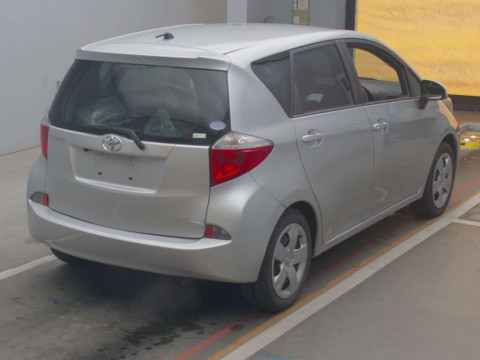 2013 Toyota Ractis NSP120[1]