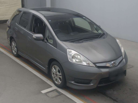 2012 Honda Fit Shuttle Hybrid GP2[2]