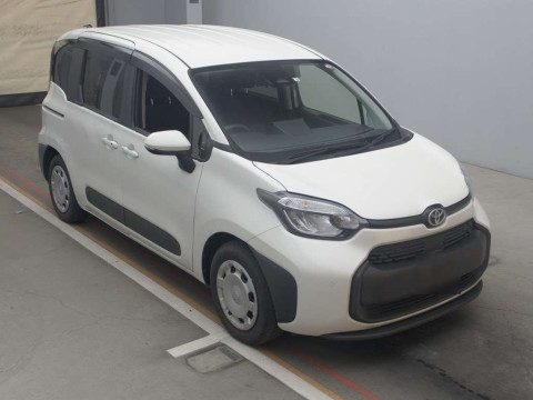 2022 Toyota Sienta MXPC10G[2]