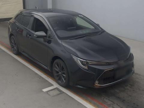 2019 Toyota Corolla Touring Wagon ZRE212W[2]