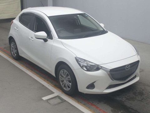 2015 Mazda Demio DJ3FS[2]