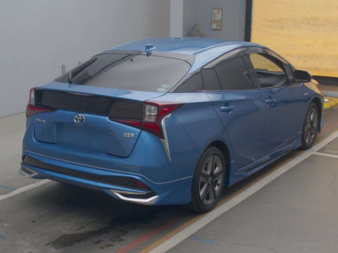 2019 Toyota Prius ZVW51[1]