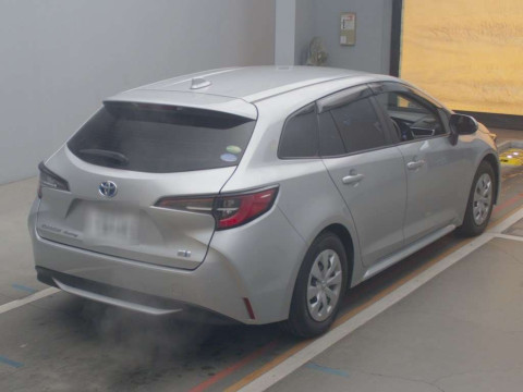 2020 Toyota Corolla Touring Wagon ZWE211W[1]