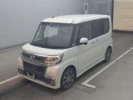 2016 Daihatsu Tanto Custom