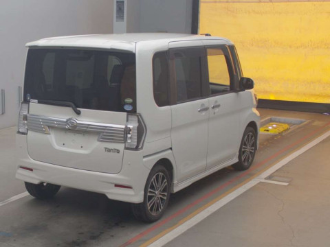 2016 Daihatsu Tanto Custom LA600S[1]