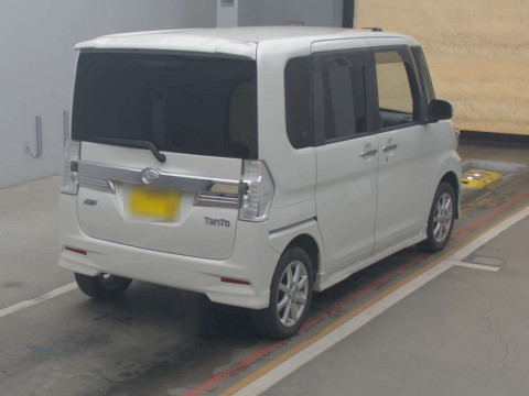 2014 Daihatsu Tanto Custom LA600S[1]