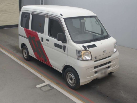 2016 Daihatsu Hijet Cargo S321V[2]