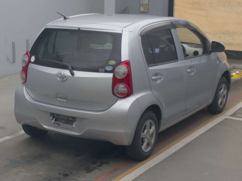 2012 Toyota Passo KGC30[1]