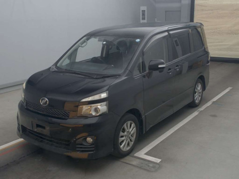 2011 Toyota Voxy ZRR70W[0]