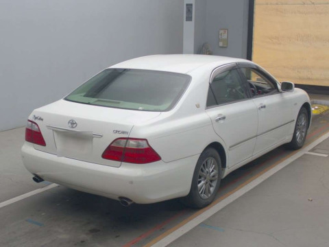 2007 Toyota Crown GRS180[1]