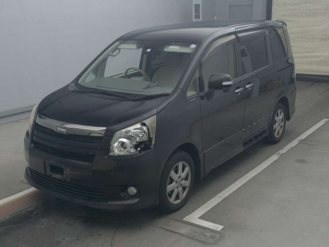 2009 Toyota Noah ZRR70W[0]