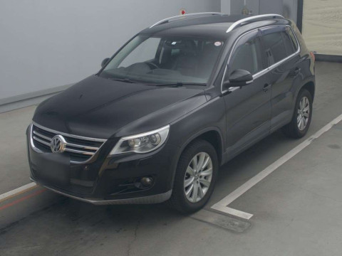 2010 Volkswagen Tiguan 5NCAW[0]