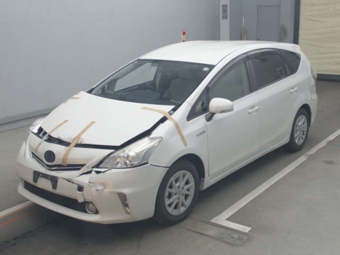 2013 Toyota Prius alpha ZVW40W[0]