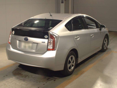 2013 Toyota Prius ZVW30[1]