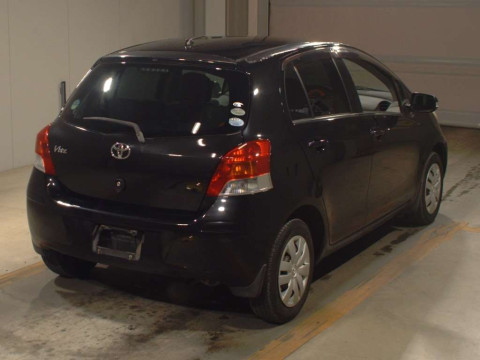 2009 Toyota Vitz KSP90[1]