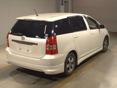 2004 Toyota Wish ZNE10G[1]