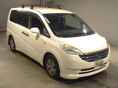 2007 Honda Step WGN RG1[2]