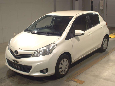 2011 Toyota Vitz NSP130[0]