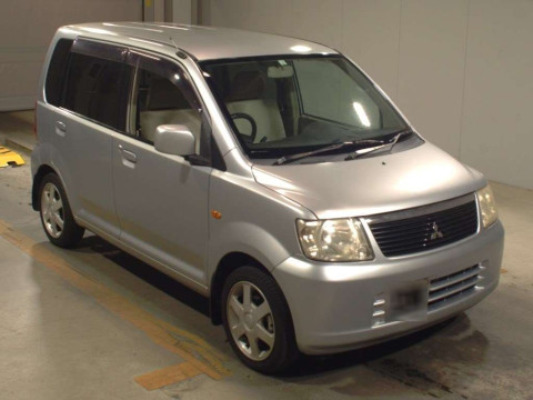 2005 Mitsubishi eK Wagon H81W[2]