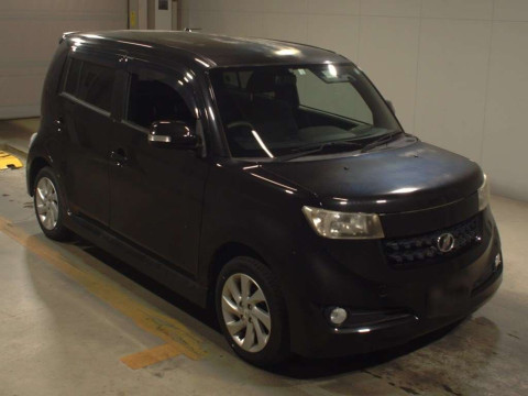 2010 Toyota bB QNC21[2]