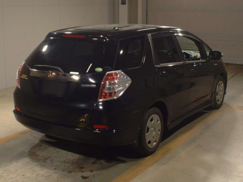 2014 Honda Fit Shuttle Hybrid GP2[1]