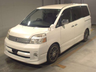 2007 Toyota Voxy