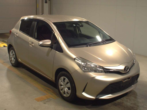 2015 Toyota Vitz KSP130[2]