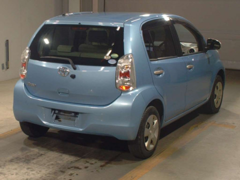 2012 Toyota Passo KGC30[1]