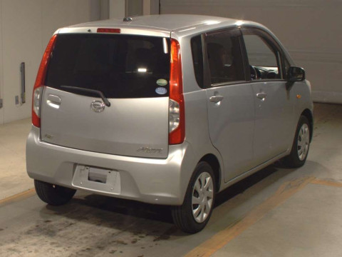 2013 Daihatsu Move LA100S[1]