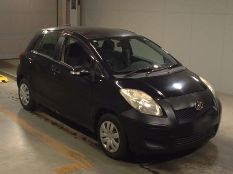 2010 Toyota Vitz KSP90[2]