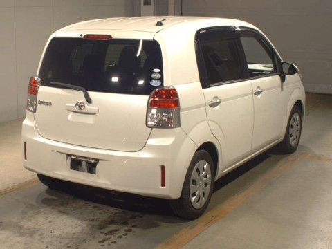 2015 Toyota Spade NCP141[1]