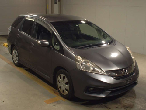 2014 Honda Fit Shuttle GG7[2]