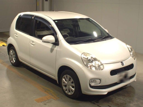 2014 Toyota Passo KGC30[2]