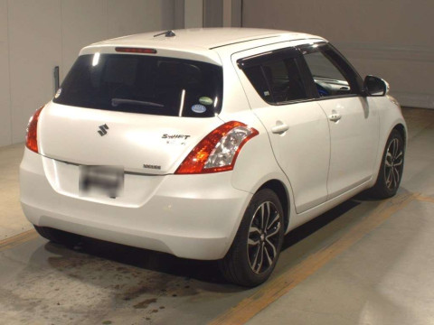 2016 Suzuki Swift ZC72S[1]